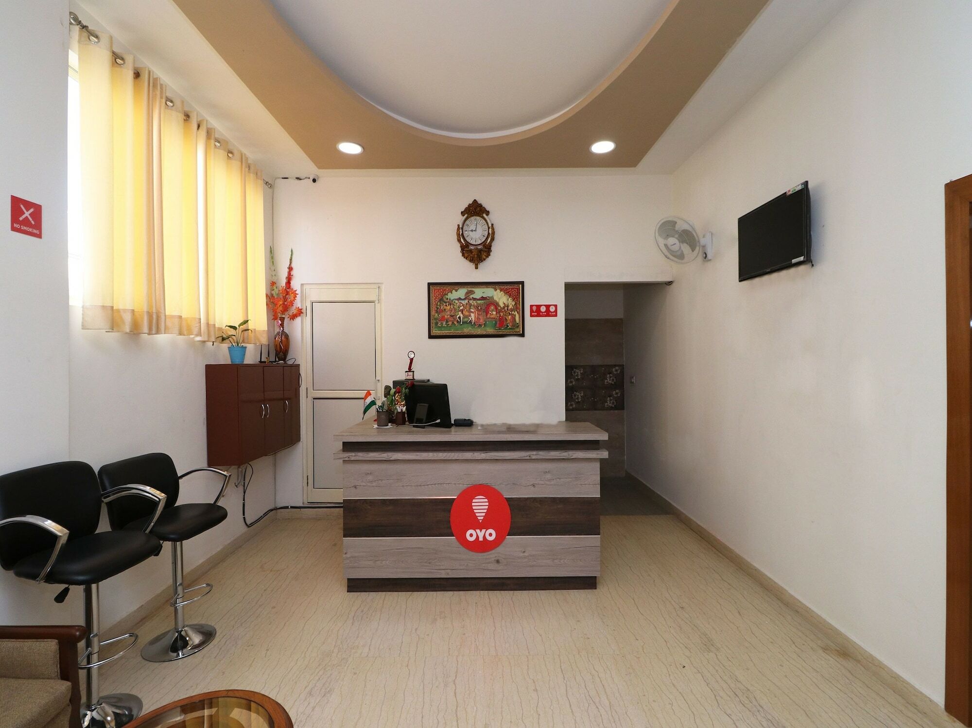 Oyo 13406 Hotel Golden Leaf Bareilly Extérieur photo